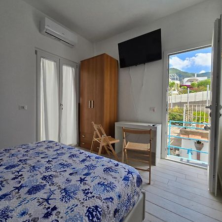 La Casa Di Giuliana Primo Piano Con Balcone Villa Ischia Dış mekan fotoğraf
